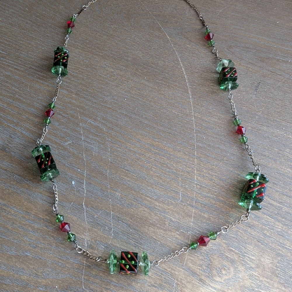 Hand Painted Red and Green Beaded Necklace